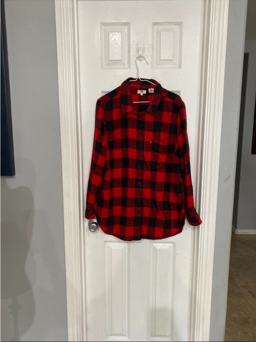 Levis Flannel Button Up Shirt Women's 1X Long Sleeve Buffalo Check Red Black